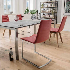 Stühle &amp; Bänke